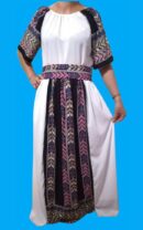 rochie cu motive tradiționale